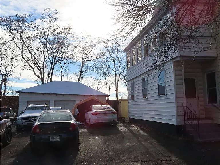 540 Teall Ave — Photo 3