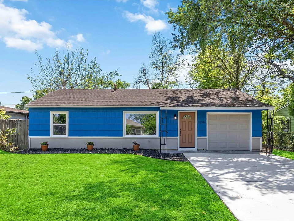 5206 Willow Glen Dr
