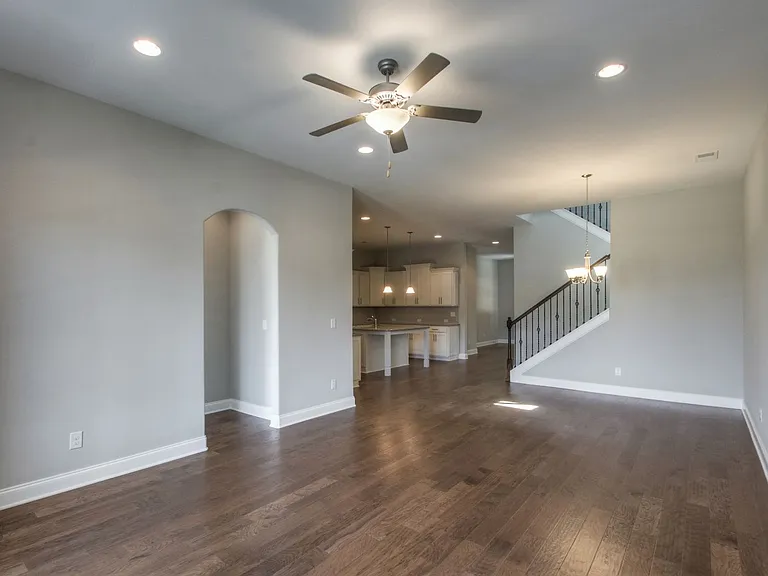 923 Scouting Dr — Photo 30