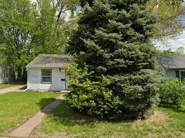 2609 Calhoun St, Bellevue, NE 68005
