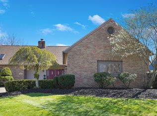 2955 Trueman Ct, Grove City, OH 43123