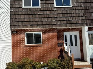 41 Cumberland Cres, St. John's, NL A1B3M4