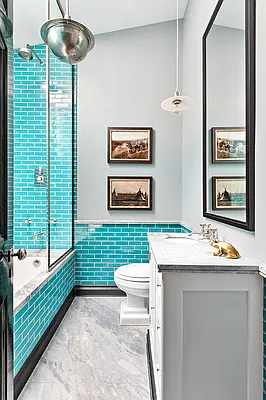 Sold by Compass | media 10