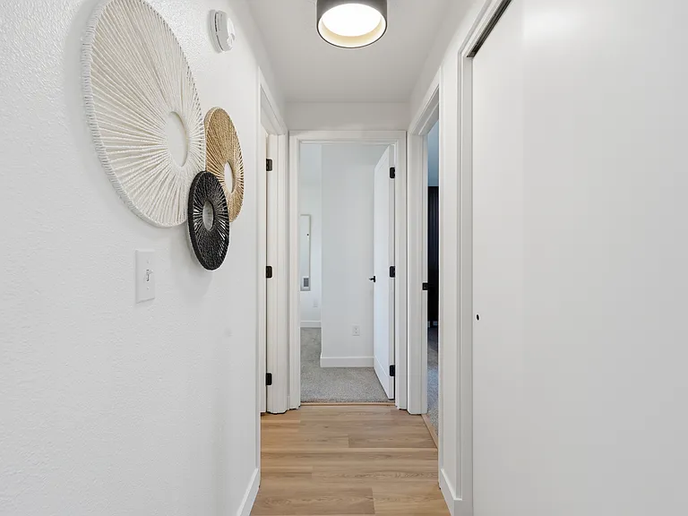 807 E Timber Ln — Photo 13
