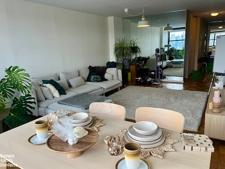 7002 Kennedy Blvd E #26F — Photo 4