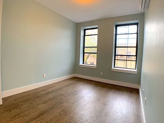 Rented by Nooklyn NYC LLC | media 15