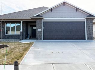 8105 W 24th St, Sioux Falls, SD 57106