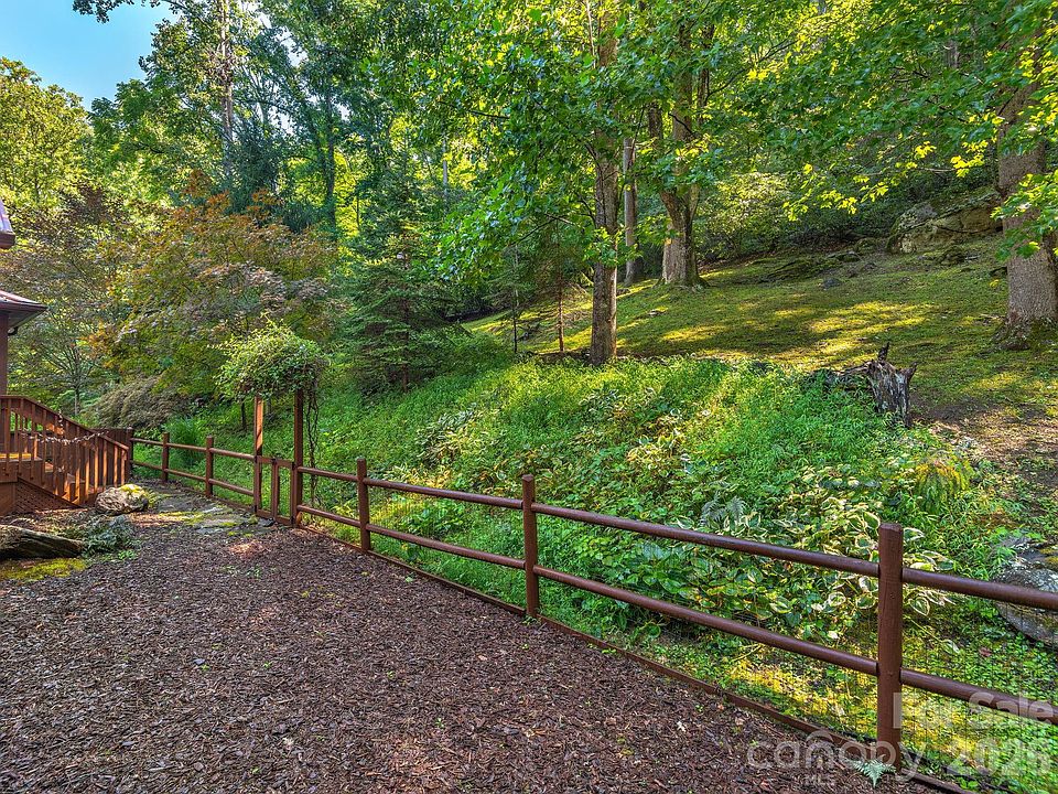 37th image of 420 Chimney Rock Dr