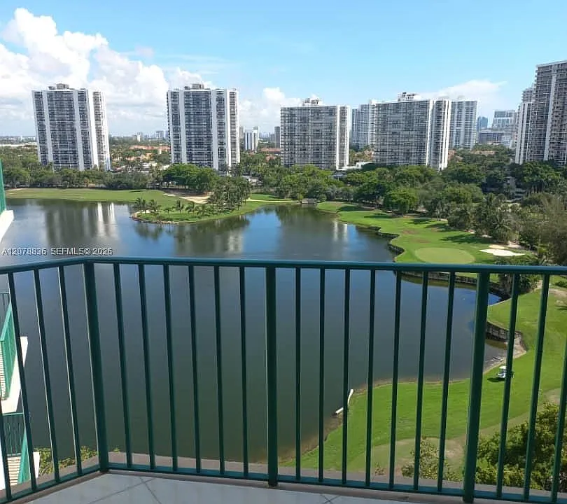 20000 Country Club Dr #1212