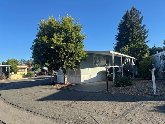 4th image of 3 Wayside Drive