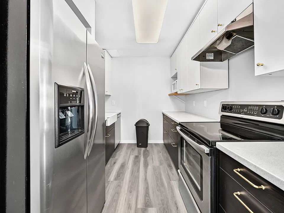 170 Grassie Blvd #3