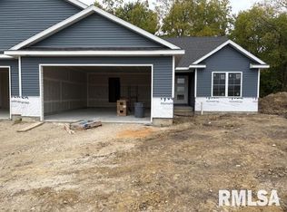 1719 Ambleside Dr, Springfield, IL 62711