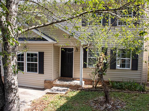 3rd image of 9201 Shady Mill Ln