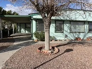 5374 N Sir Richard Dr — Photo 2
