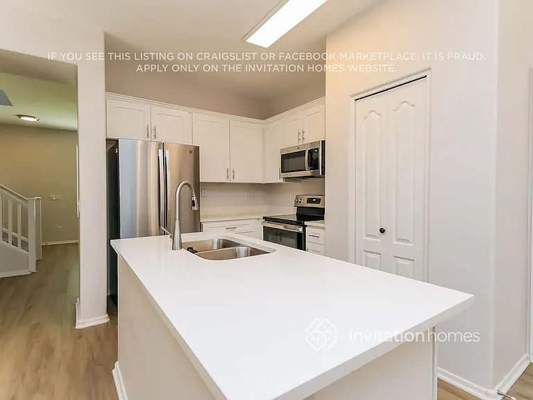 4122 E Tyson St — Photo 4