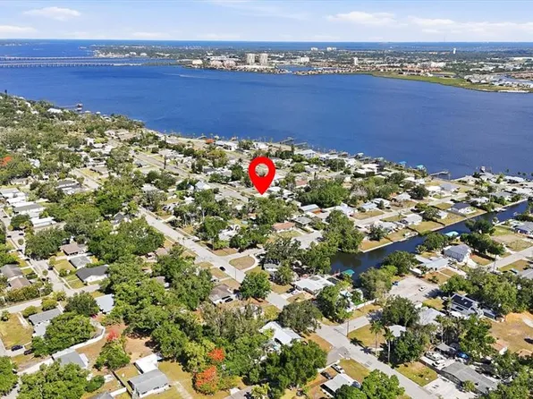 101 20th St NE, Bradenton, FL 34208
