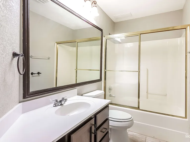 611 Willow Brook Dr — Photo 9