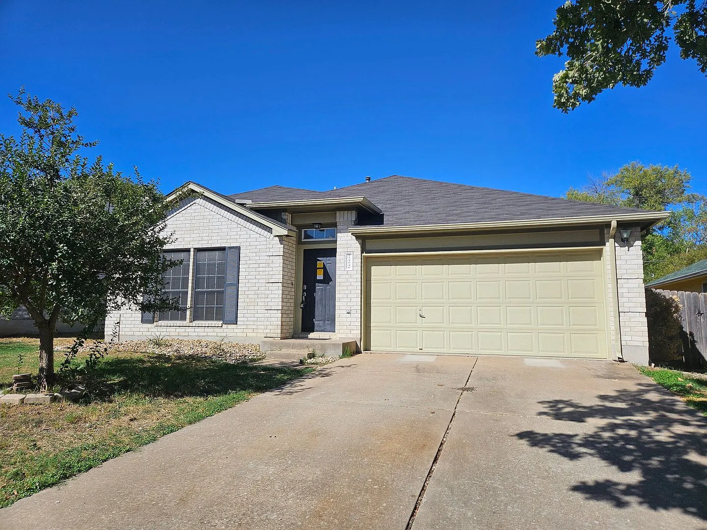 Prime 3BR/2BA Austin Rental Near Major Tech Corridors — Photo 2