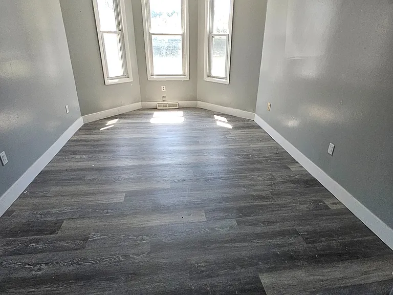 18 Barcelow St — Photo 25