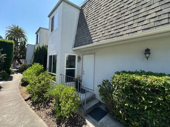 786 Arguello St #108, Redwood City, CA 94063