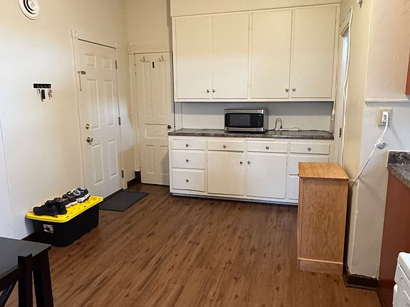 5th image of 125 S Minnesota Ave #1