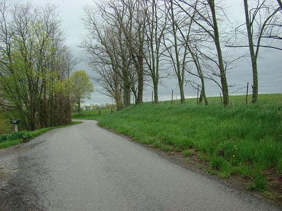 5th image of Obanion Ln