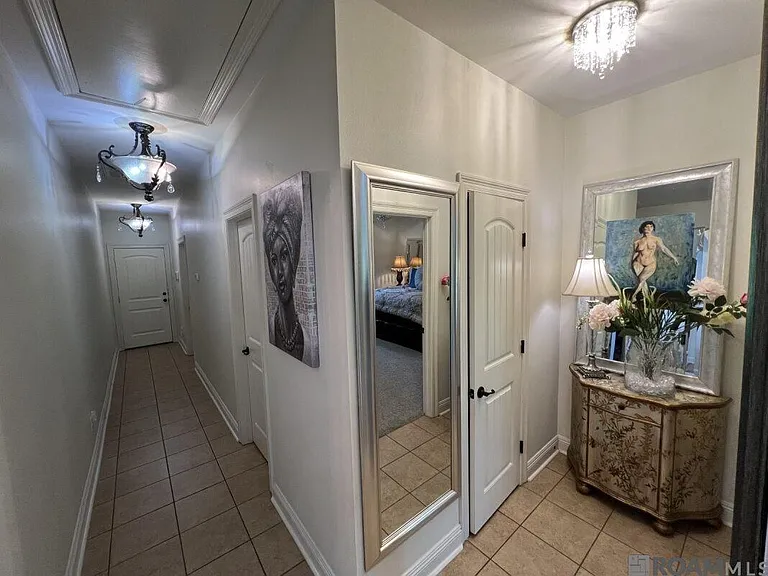 2913 Country Lake Dr — Photo 10