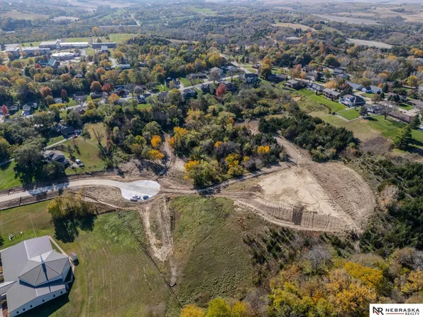 1155 N 28th Ave, Blair, NE 68008