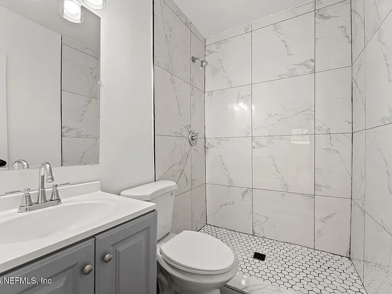 3142 3rd Street Cir S — Photo 8