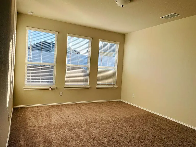 10032 Adams Ln #10032 — Photo 19