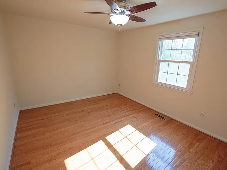 3103 Pebble Hill Ln — Photo 15