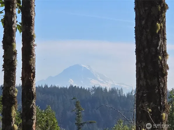 2 xxx Sand Dollar Road W, Bremerton, WA 98312