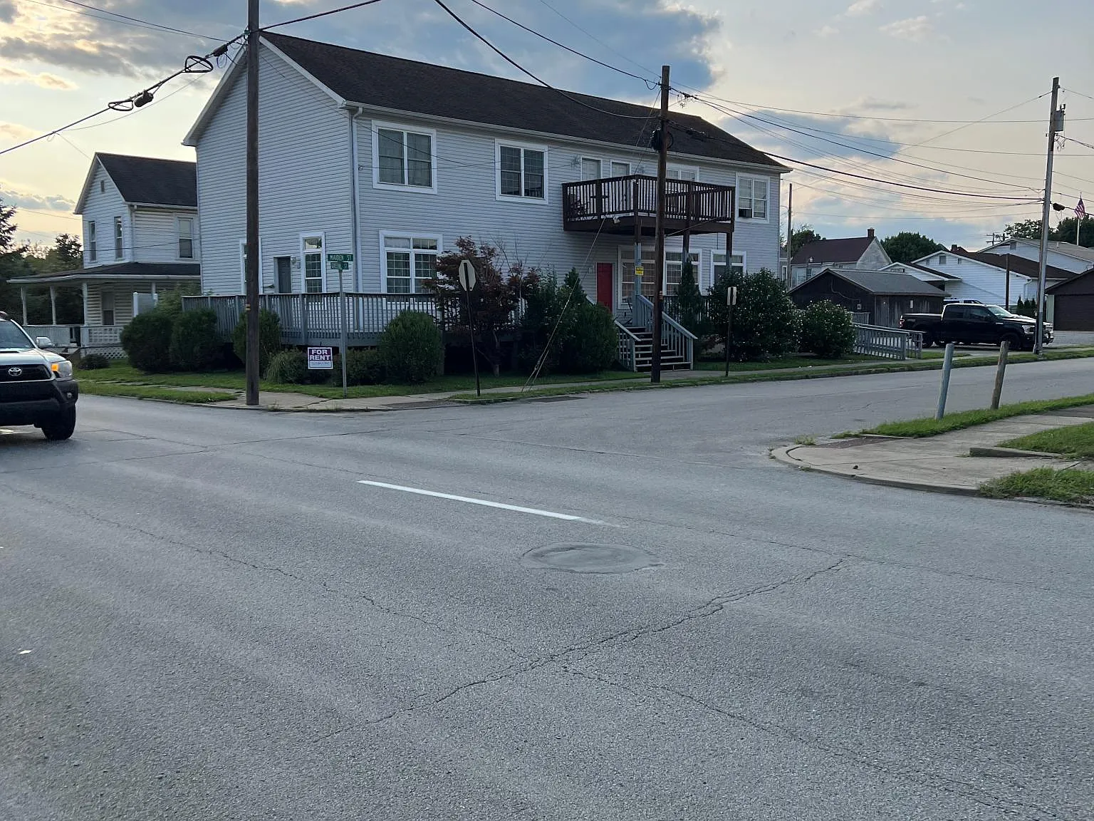 2 bed, 1200 sqft, $100 — Photo 2