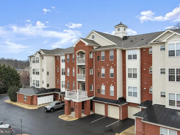 9713 Handerson Pl Unit 104, Manassas Park, VA 20111