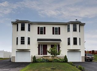 19 Lilac Ln, Worcester, MA 01607