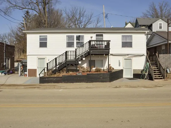 122 East Main Street, Mount Hope, WI 53816