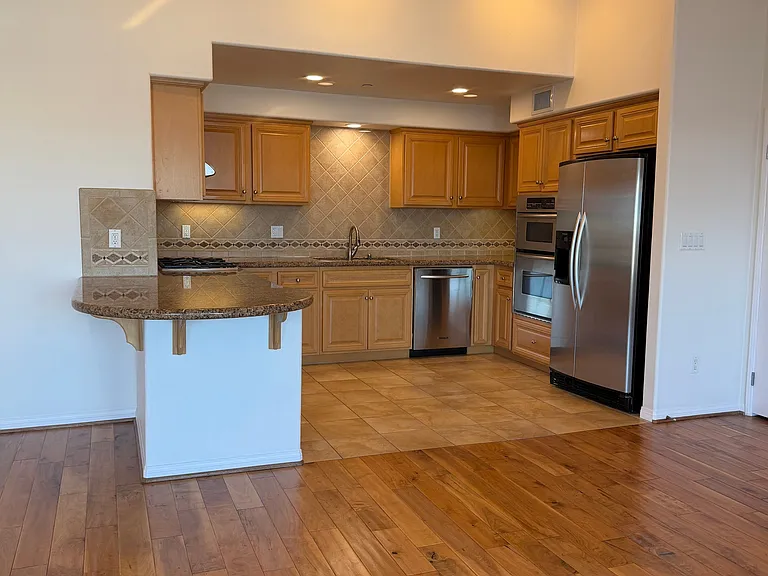 Tradewinds Dr — Photo 6