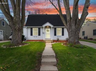 608 Pennsylvania AVENUE, West Bend, WI 53095