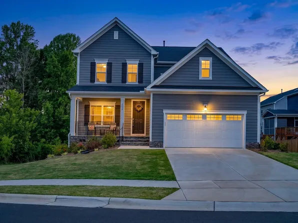 2120 Birdhouse Ln, Wake Forest, NC 27587