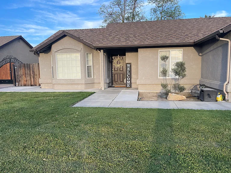 Troutdale Ln — Photo 1