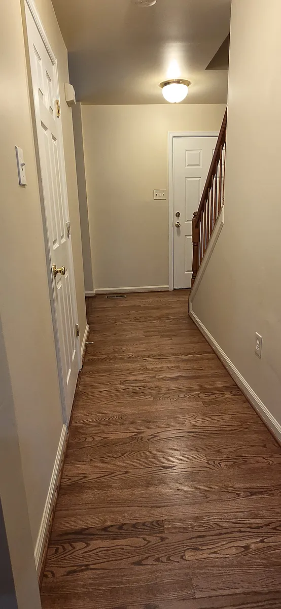 1st Flr Hallway-Powder Room - 19309 Moon Ridge Dr
