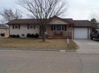 712 N Arapahoe St, Ulysses, KS 67880