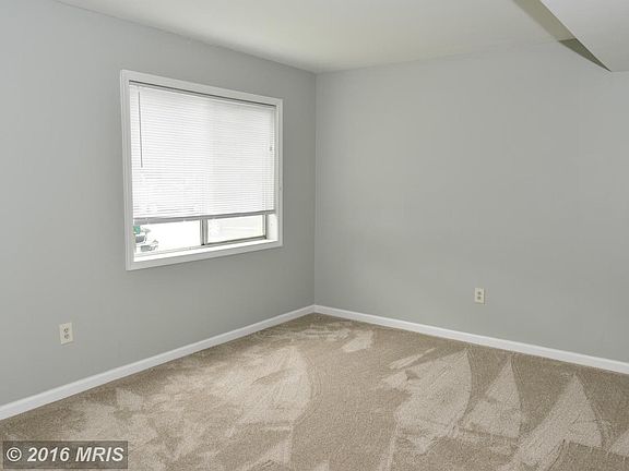 4th image of 4108 Mangalore Dr APT 101