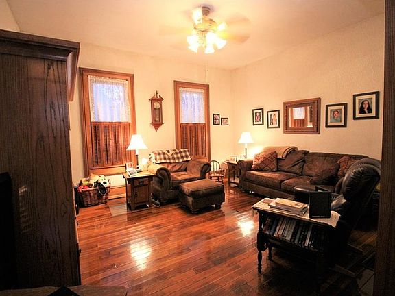 2nd image of 307 E Water St