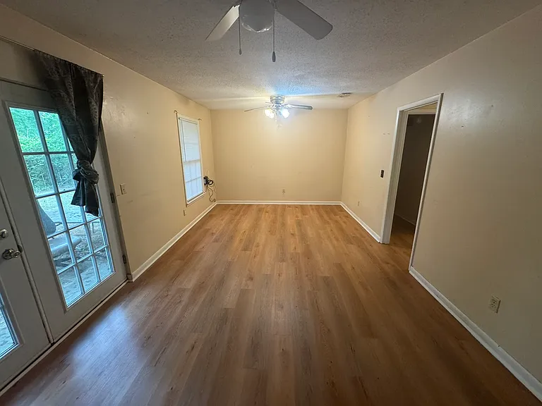 288 Fuqua Ave — Photo 3