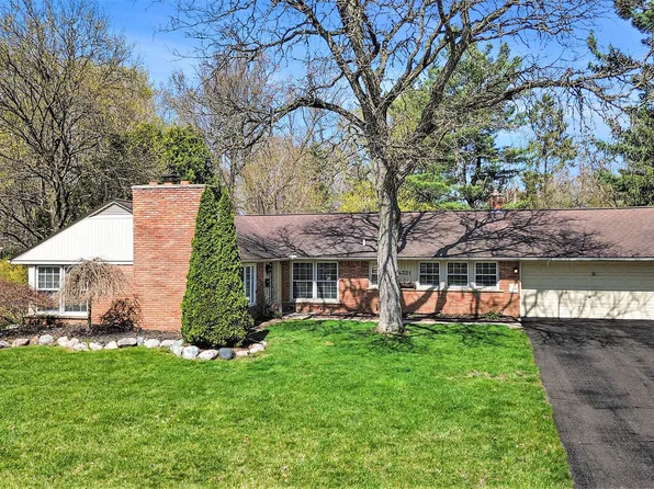 4321 Meadowlane Ct, Bloomfield Hills, MI 48304