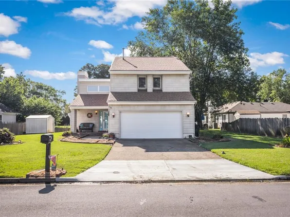 1649 Forest Fern Cir, Virginia Beach, VA 23454