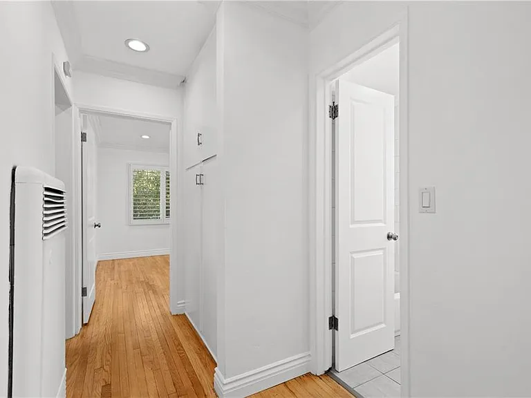 14625 Moorpark St #2 — Photo 4