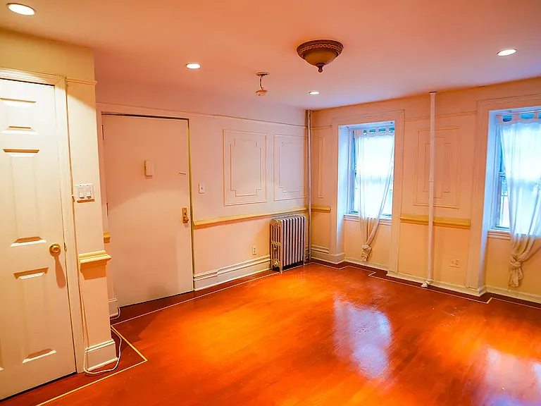 45 Putnam Ave #1 — Photo 2