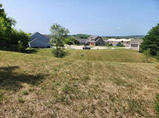 201 Tansdale Ct #203, Johnson Creek, WI 53038